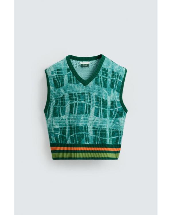 Access Hollywood 2025 Scott Evans Teal Green Graphics Vest