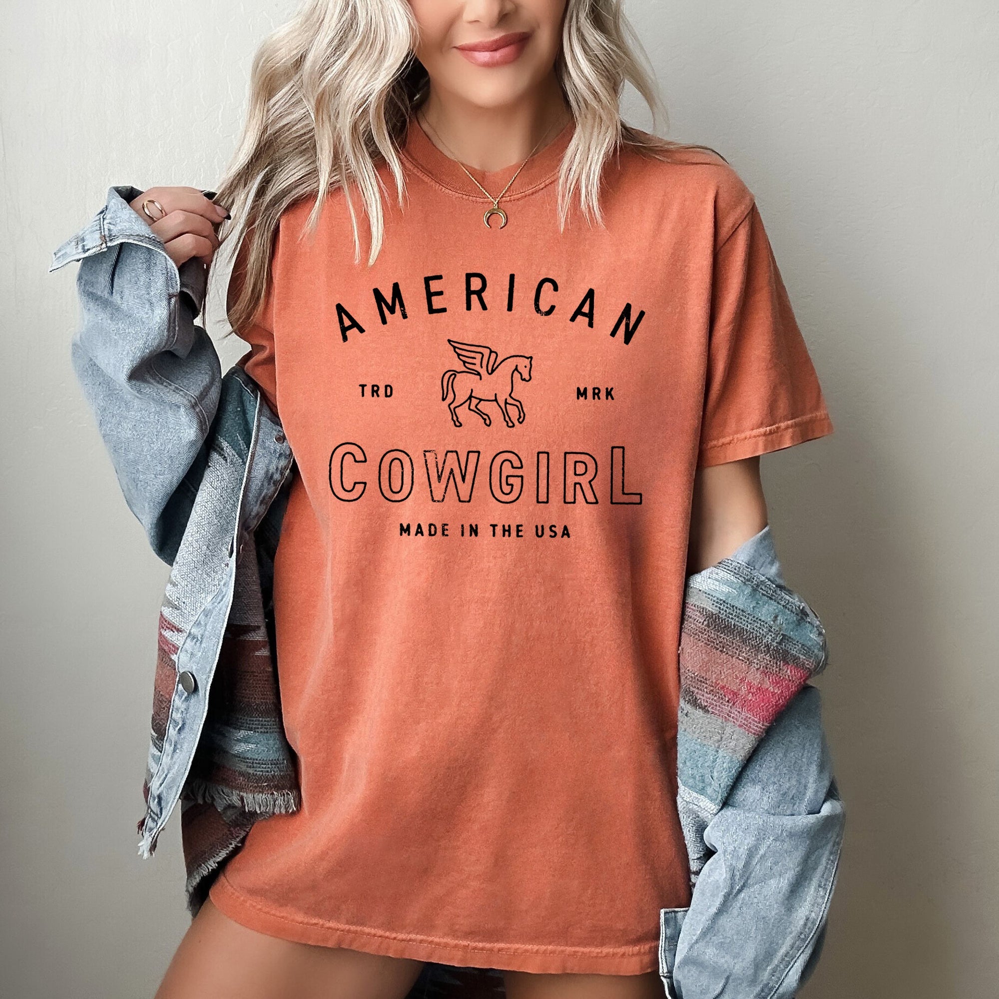 American Cowgirl, Retro, Western, Country, Classic, Vintage Shirt Comfort Colors T-Shirt