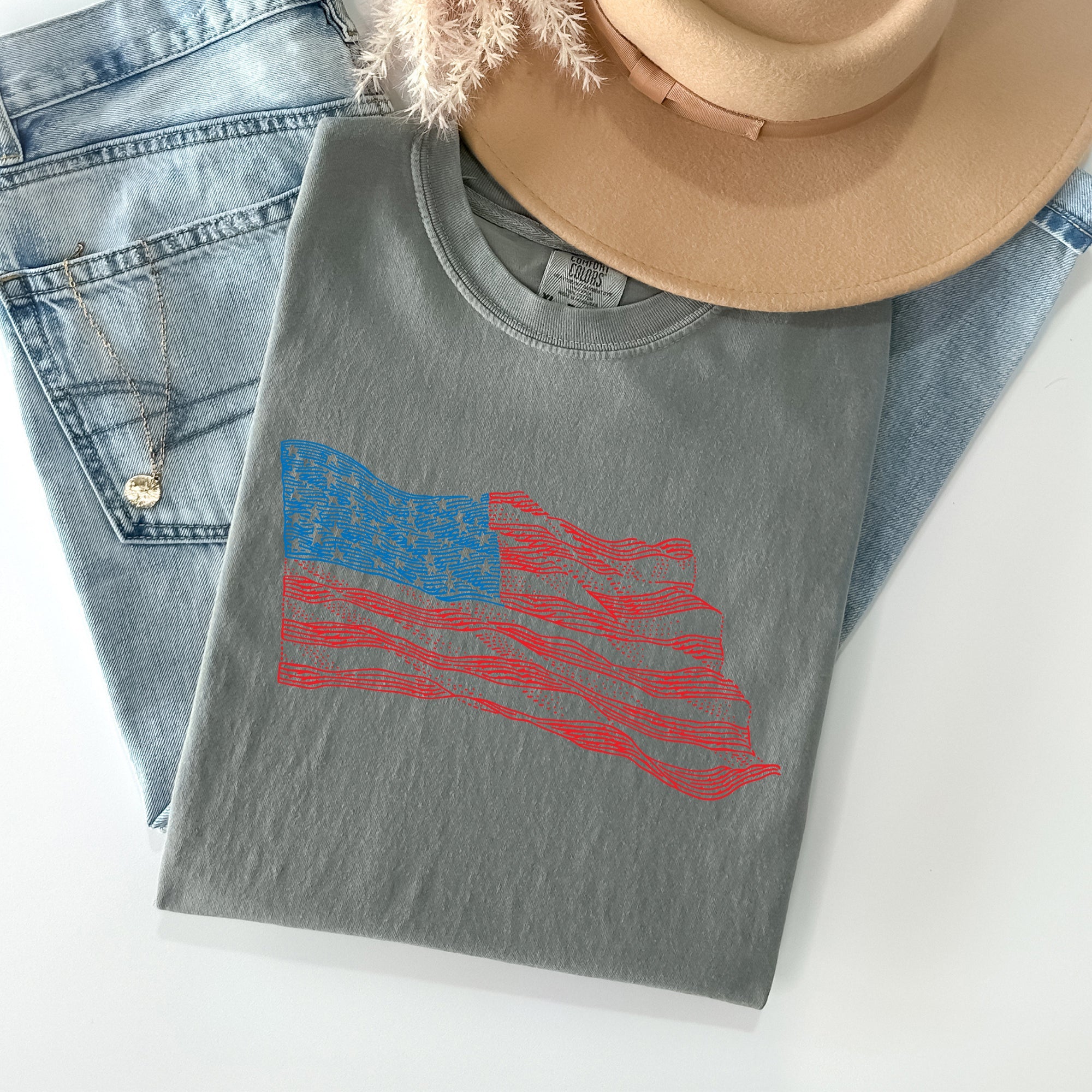 American Flag Illustration, Patriotic, 4th of July Tshirt Comfort Colors T-Shirt