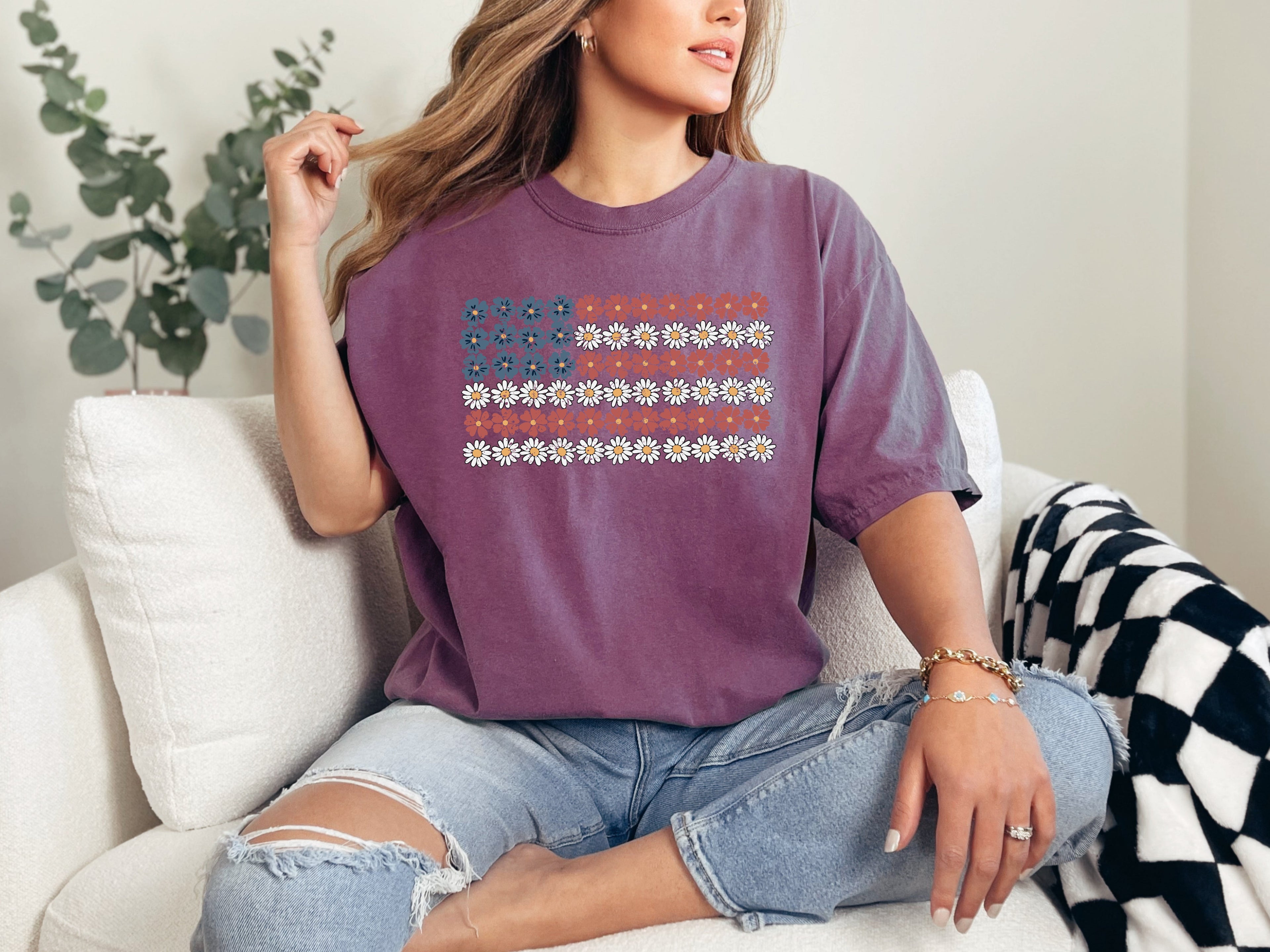 American Flag, Flowers, Red White Blue, Floral, Patriotic, Independence Day, 1776, USA, Tshirt Comfort Colors T-Shirt