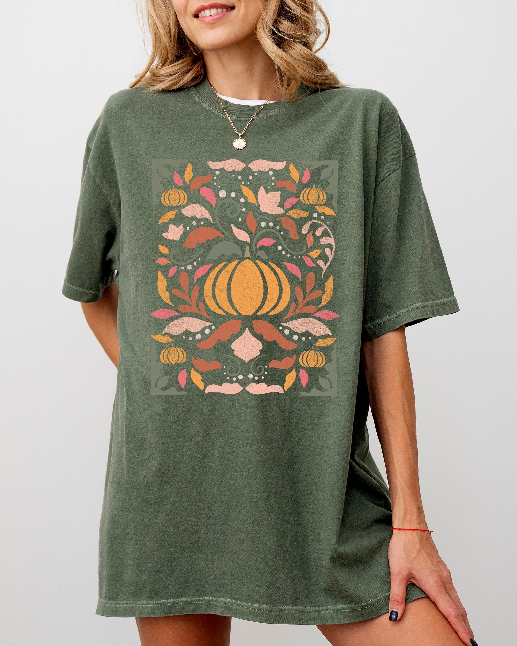 Autumn Folk Art Pumpkins, Simplicity, Fall, Thanksgiving, Halloween Shirt Comfort Colors T-Shirt