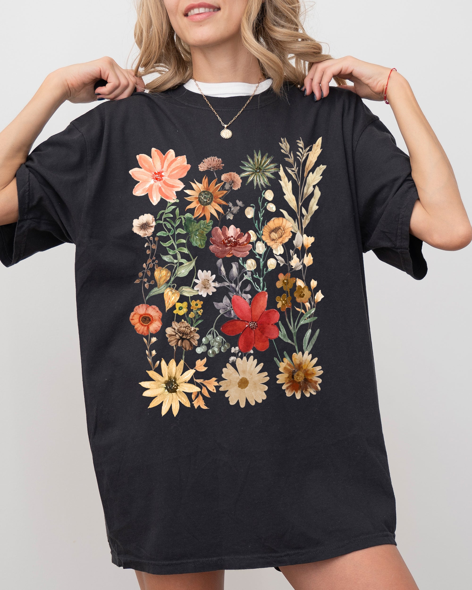 Autumn Pressed Flowers, Beautiful, Nature, Leaves, Botanical, Fall Shirt Comfort Colors T-Shirt