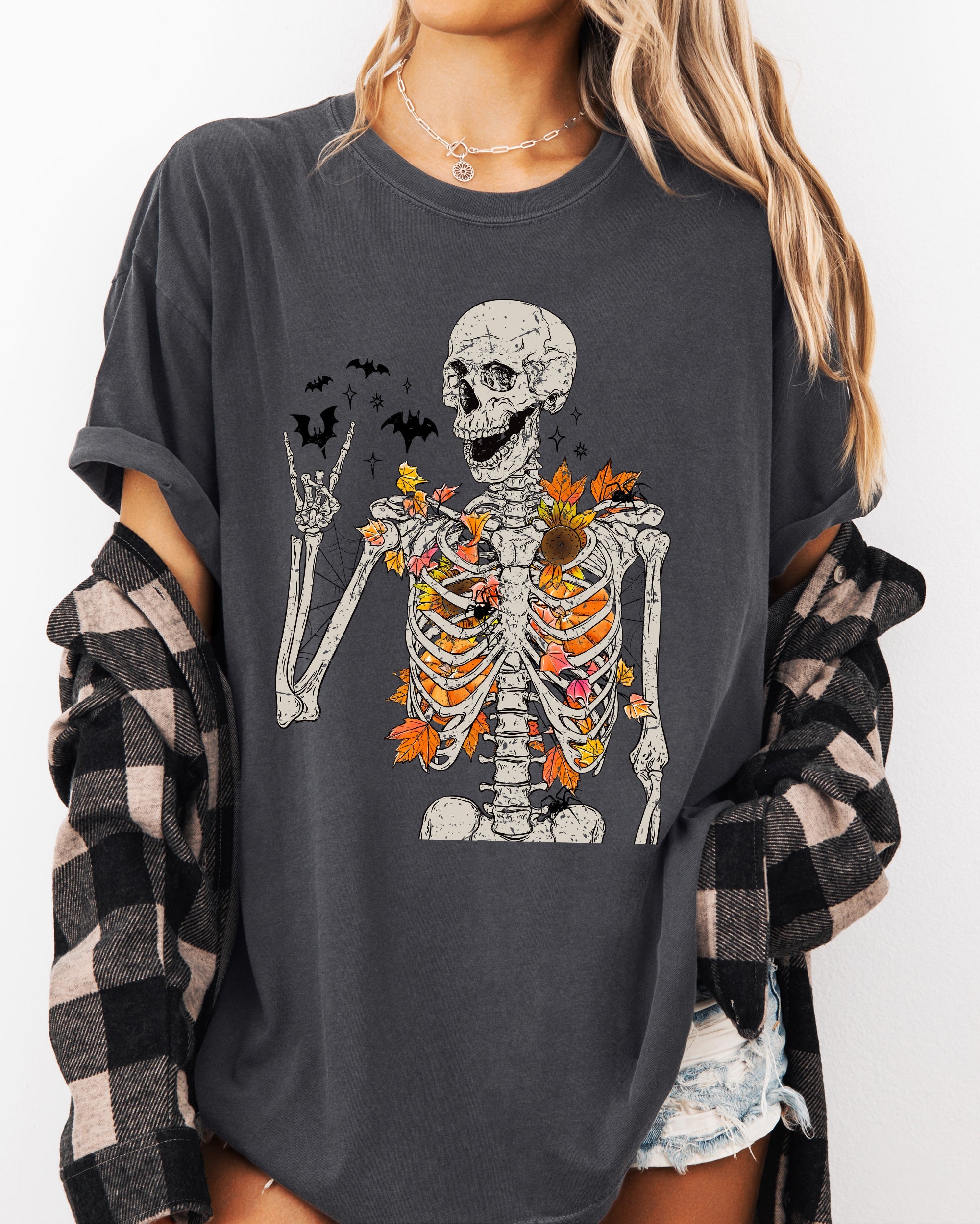 Autumn Skeleton, Funny, Bats, Halloween, Fall, Funny Shirt Comfort Colors T-Shirt