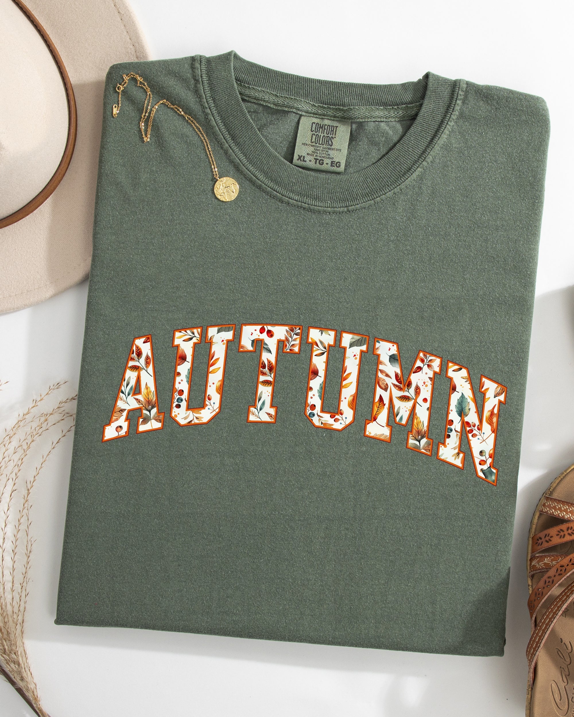 Autumn, Varsity, Fall, Collegiate, Retro, Vintage, Halloween Shirt Comfort Colors T-Shirt