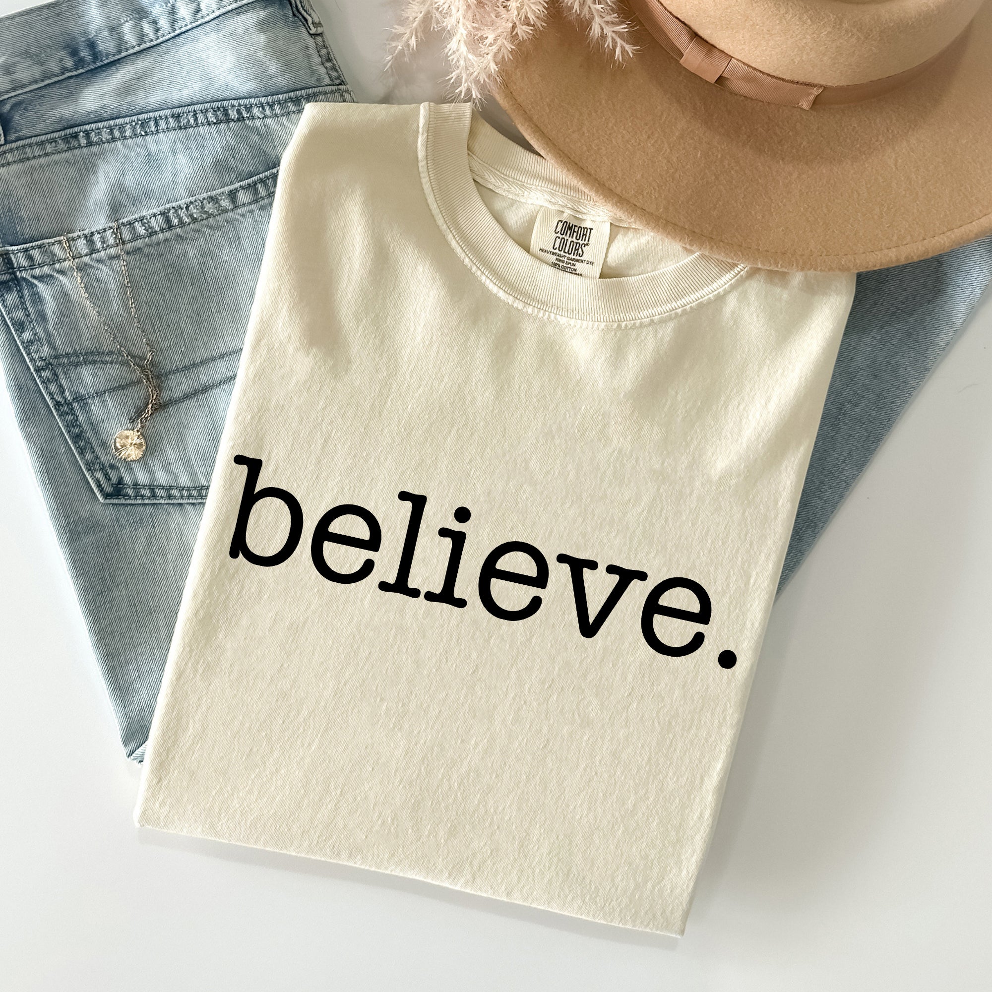 Believe, Classic Minimalist, Christmas, Winter, Snow, Santa, Xmas Tshirt Comfort Colors T-Shirt