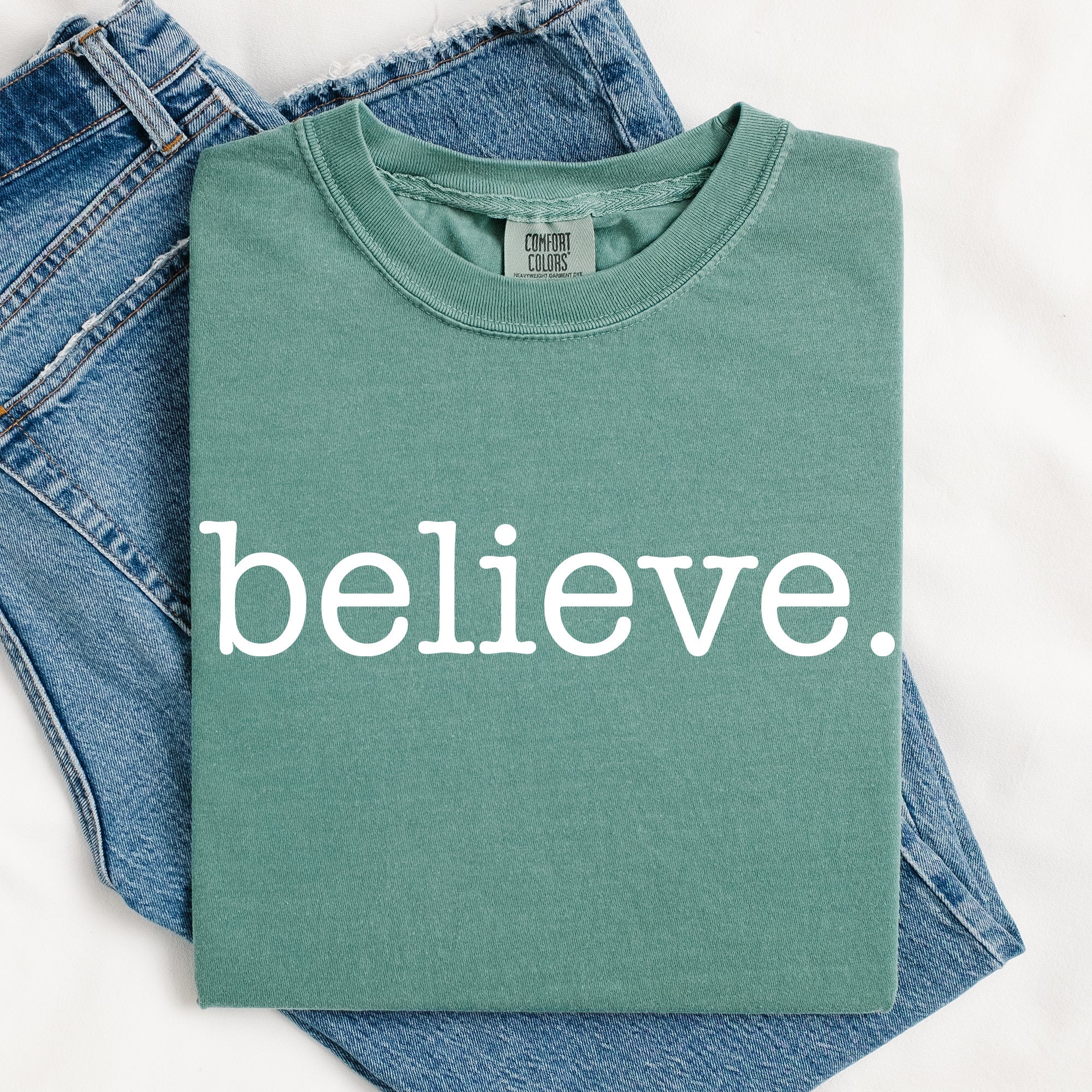 Believe, Classic Minimalist, Christmas, Winter, Snow, Santa, Xmas Tshirt Comfort Colors T-Shirt