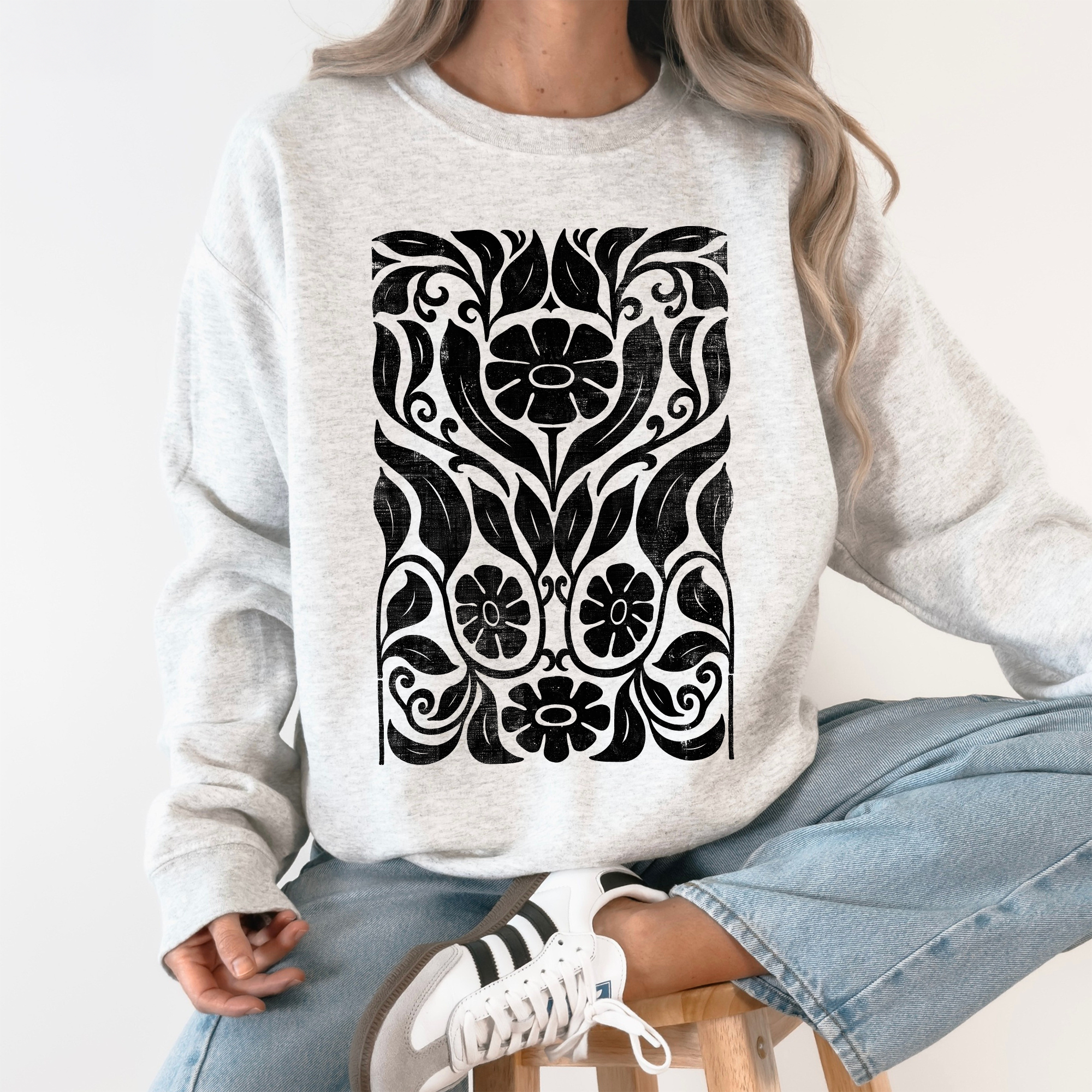 Big Bloom Daisy Flower, Vintage Boho, Nature Sweatshirt