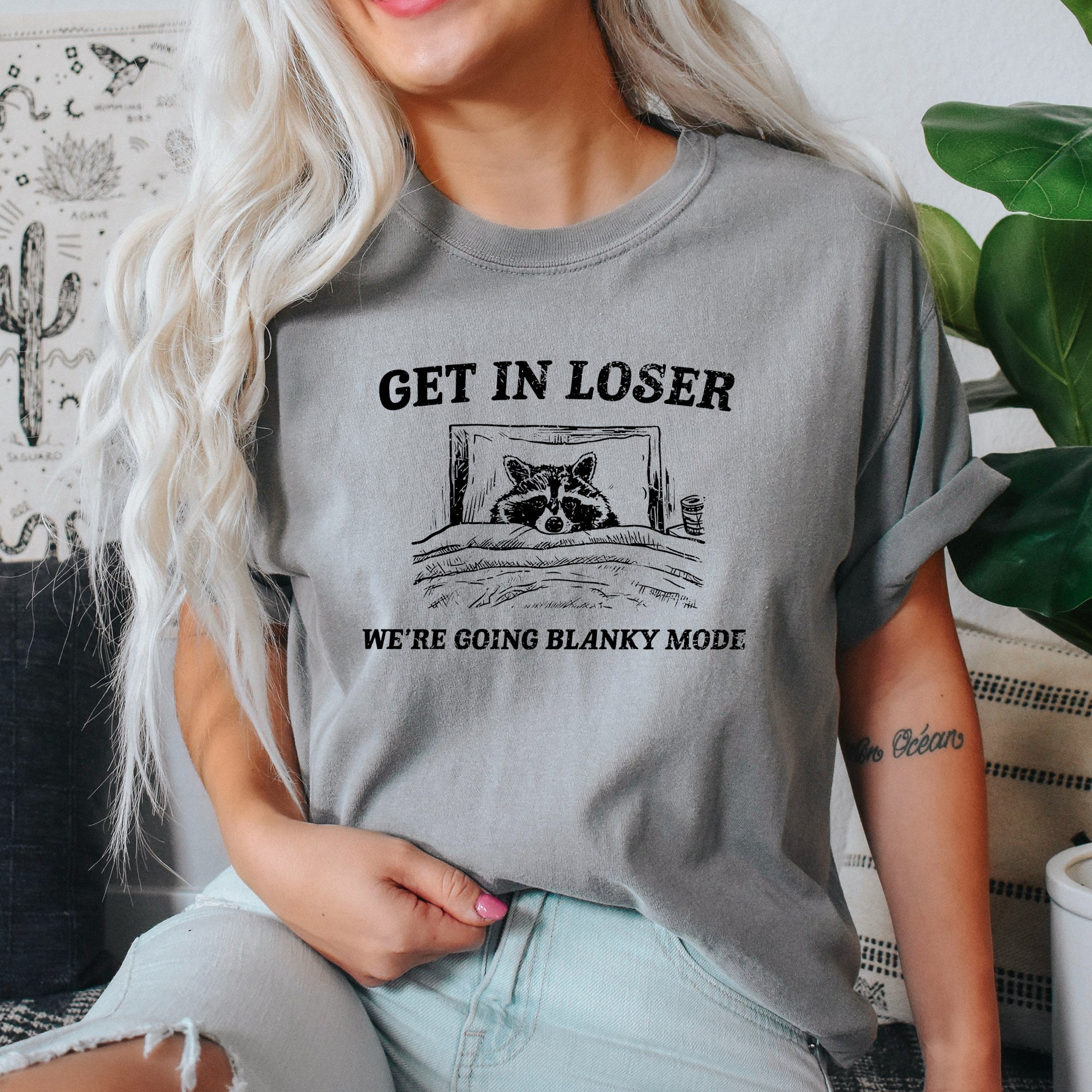 Blanky Mode, Raccoon, Meme, Aesthetic, Funny, Comfort Colors Tshirt