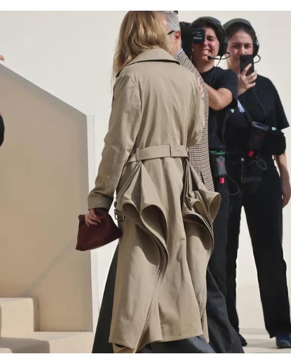 Jennifer Lawrence Paris Fashion Week 2025 Long Coat