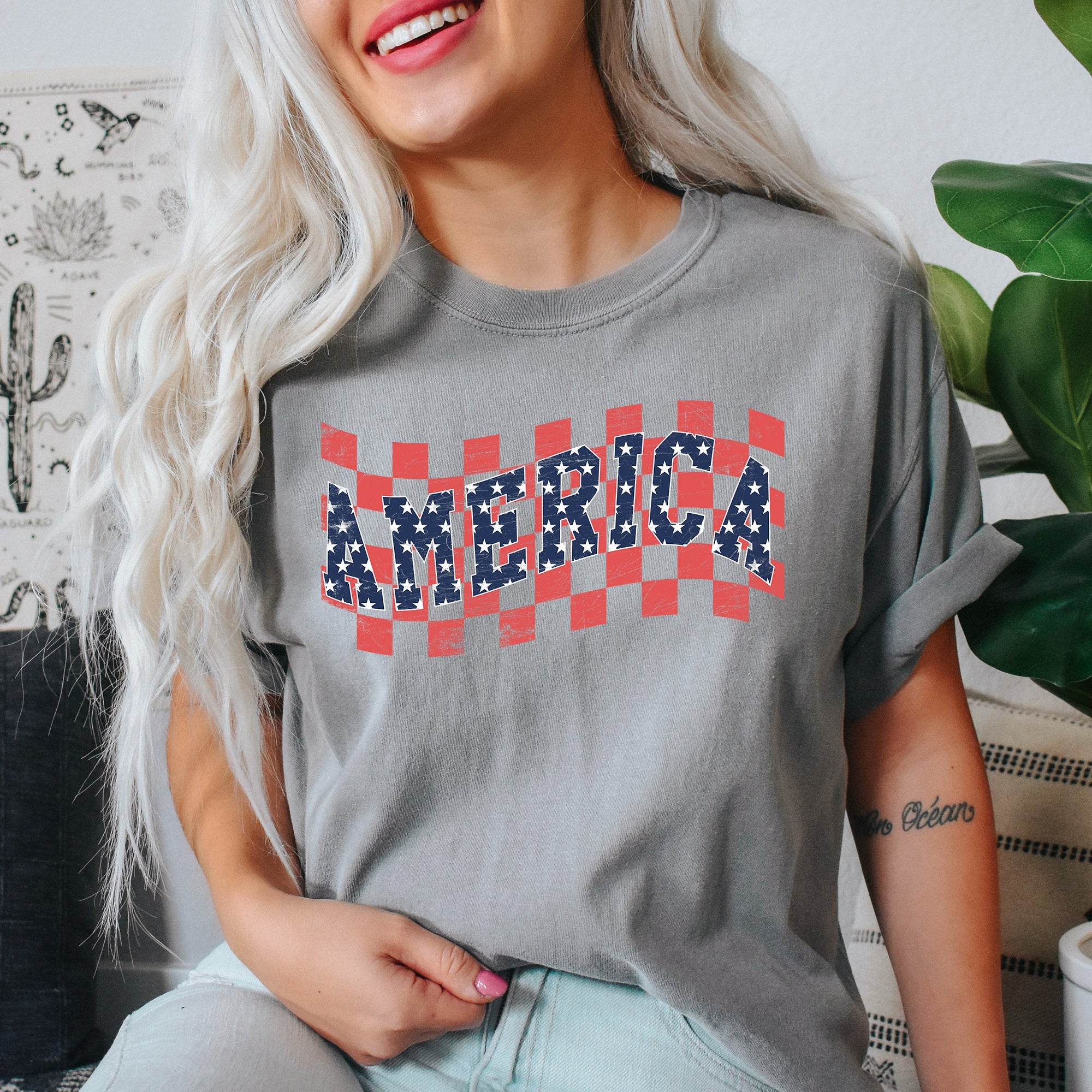 America, Retro, Patriotic, USA, Checkered, Vintage, Tshirt Comfort Colors T-Shirt