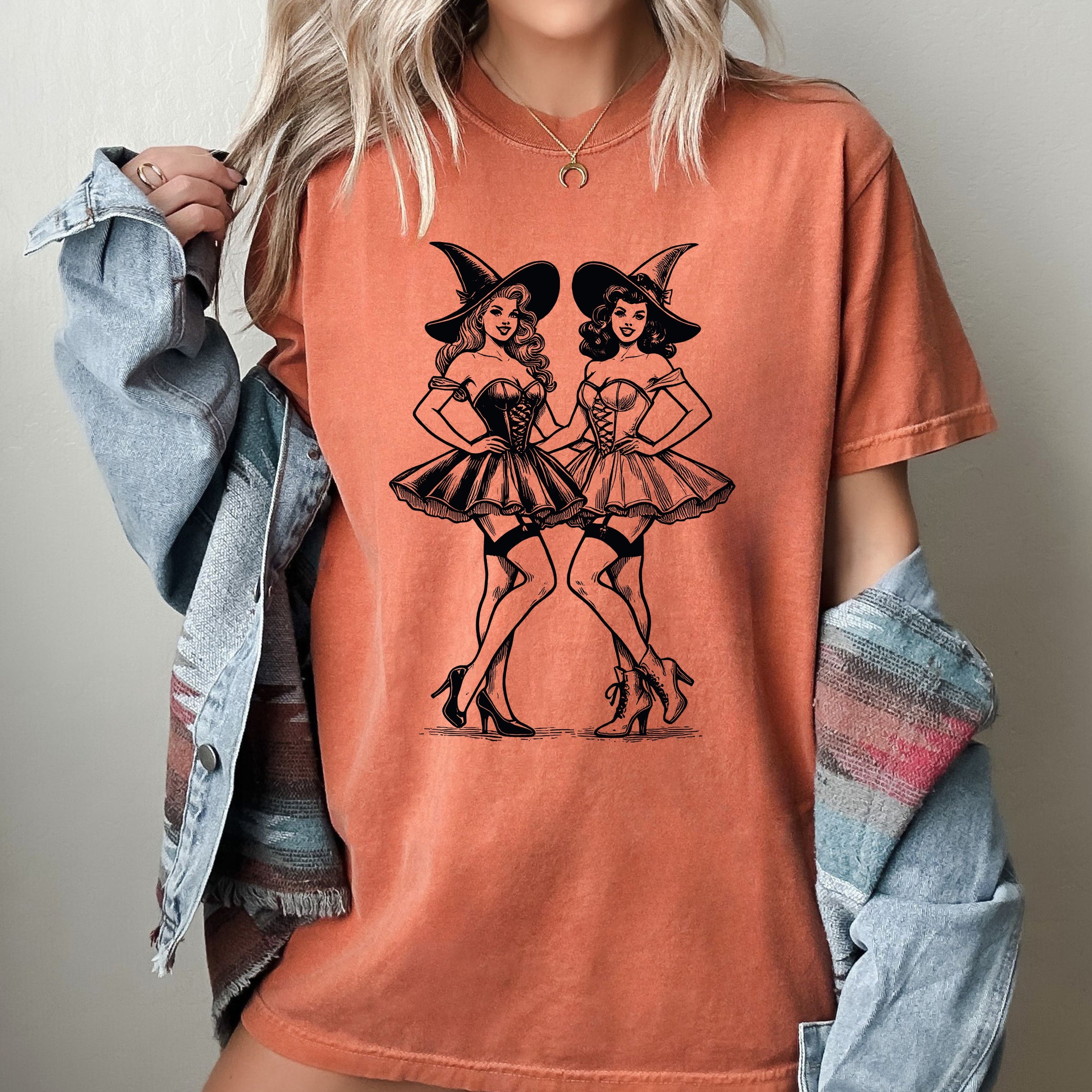 Best Friends, Western, Witch, Aesthetic, Meme, Halloween, Costume, Tshirt Comfort Colors T-Shirt