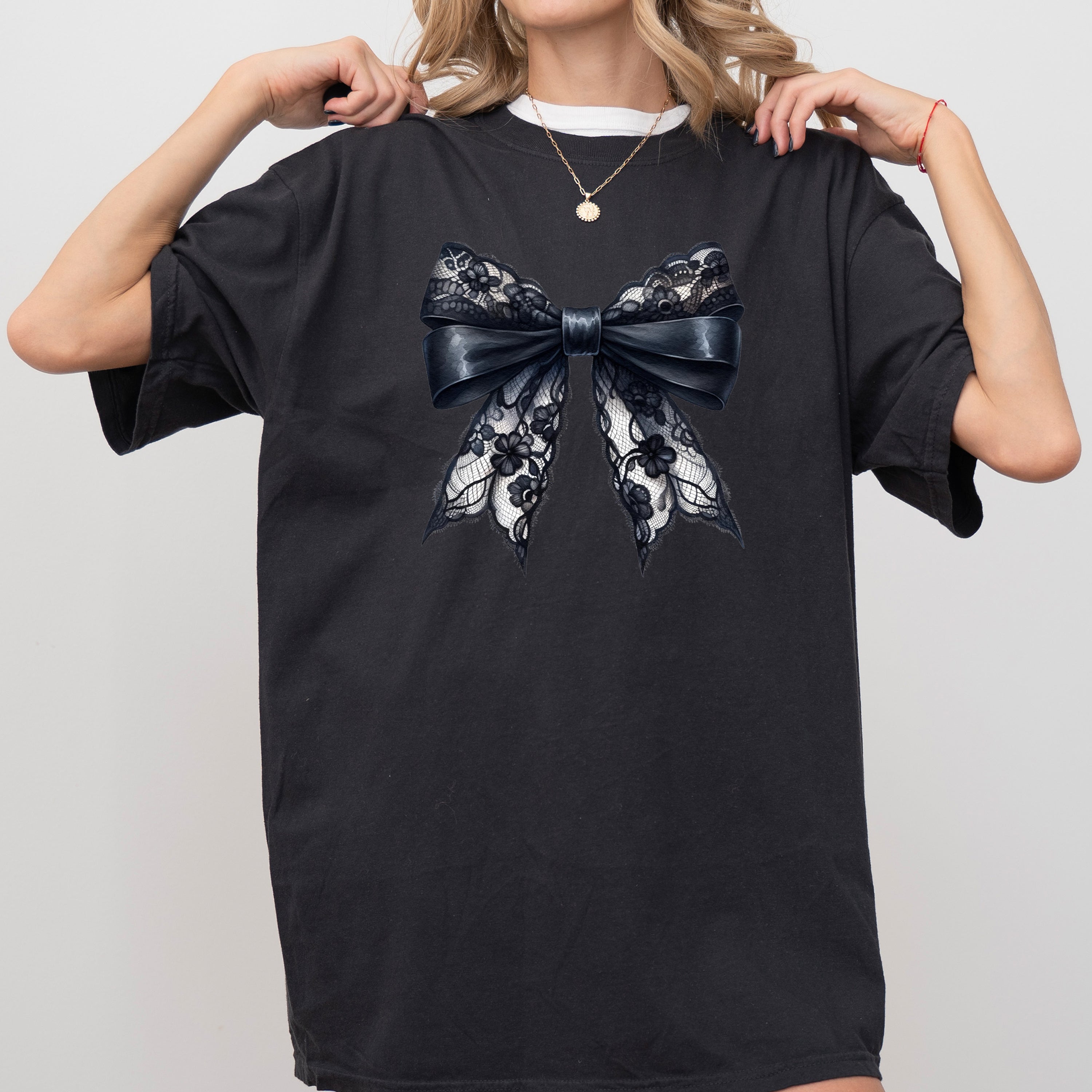 Black Bow, Ribbon, Vintage, Skeleton, Ghost, Vintage, Western, Witch, Aesthetic, Meme, Halloween, Costume, Tshirt Comfort Colors T-Shirt