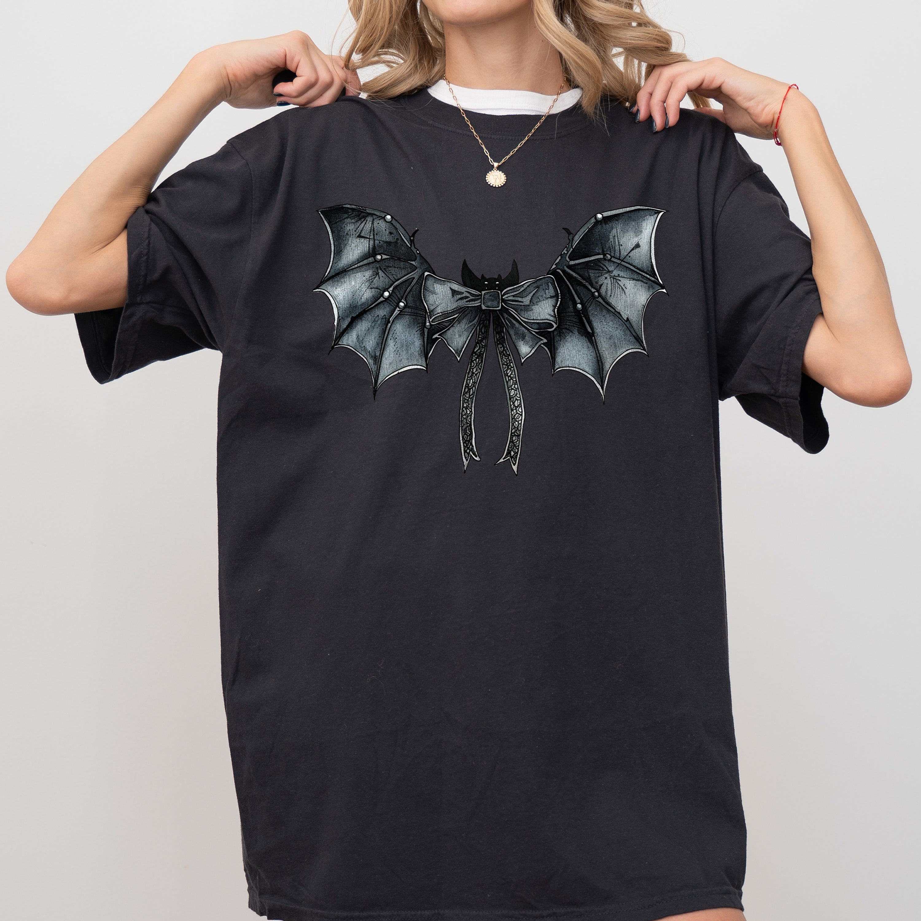 Bat Wings, Vintage, Western, Witch, Aesthetic, Meme, Halloween, Costume, Tshirt Comfort Colors T-Shirt