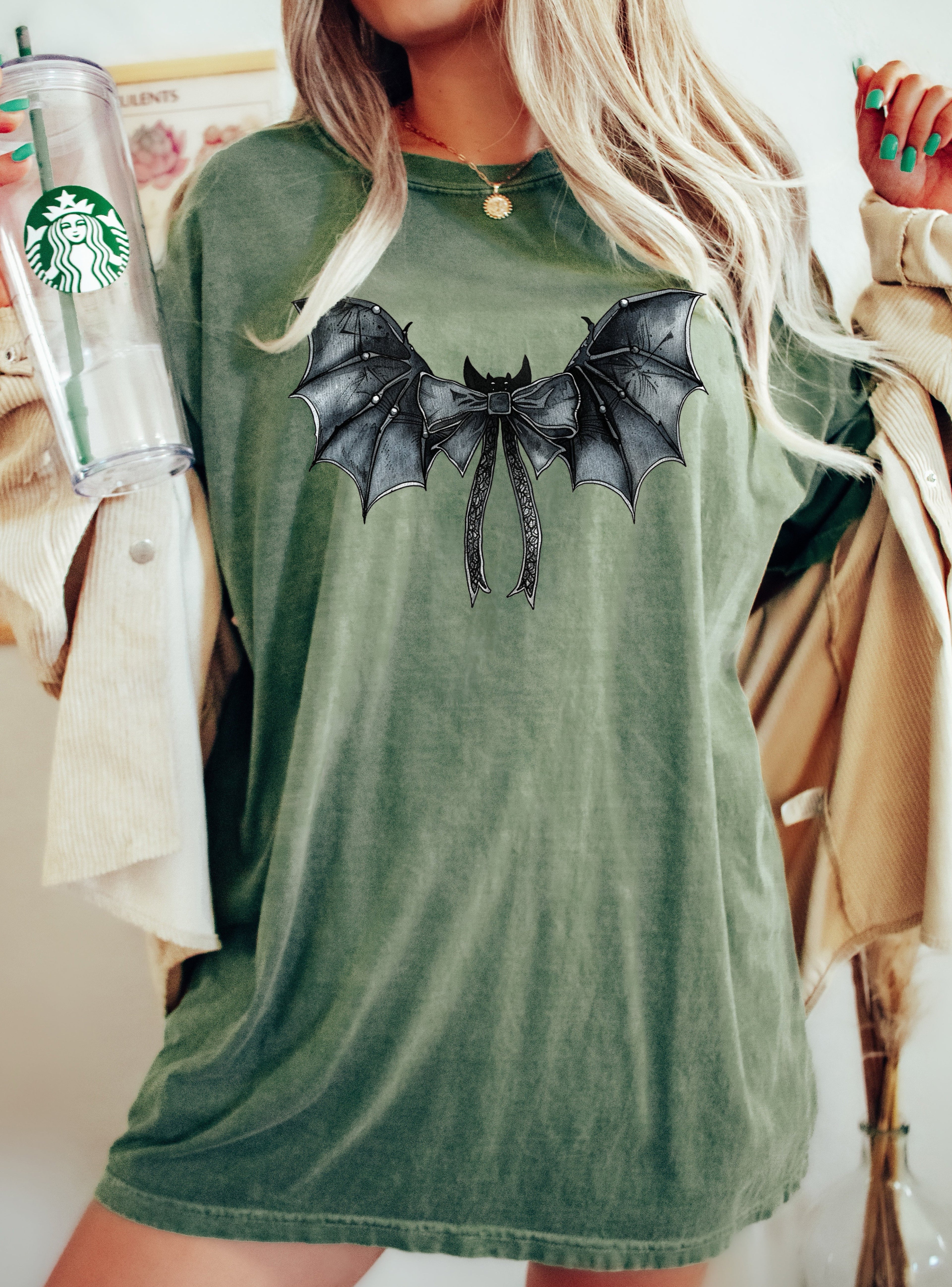 Bat Wings, Vintage, Western, Witch, Aesthetic, Meme, Halloween, Costume, Tshirt Comfort Colors T-Shirt