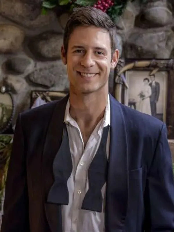 Steve Lund The Christmas Cottage Black Blazer