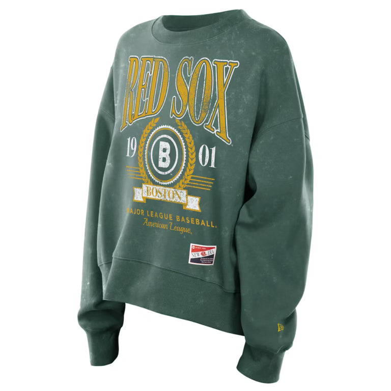 Women’s Boston Red Sox New Era Green 2025 Pullover Sweatshirt