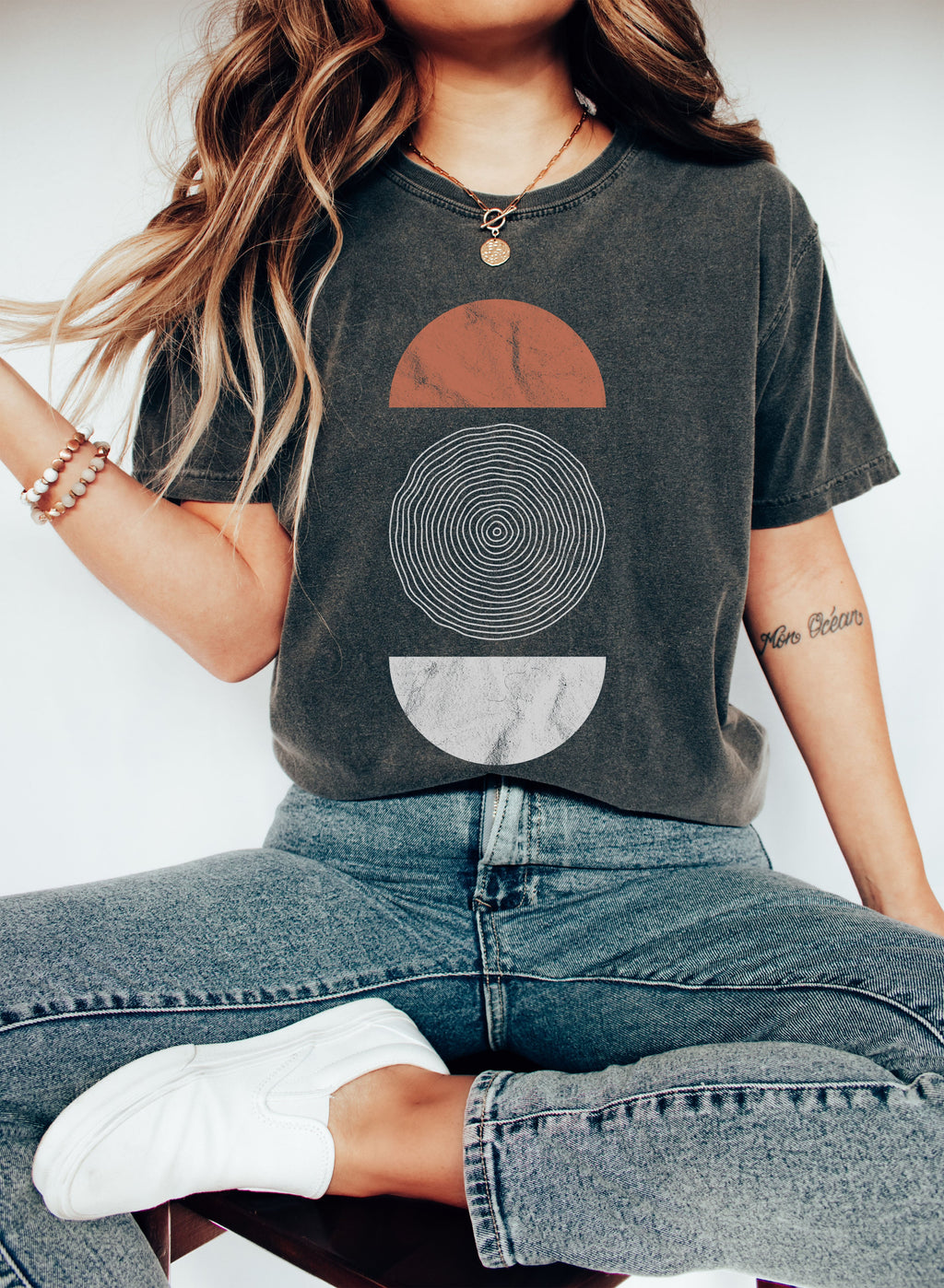 Abstract Geometric Circle Comfort Colors Tshirt